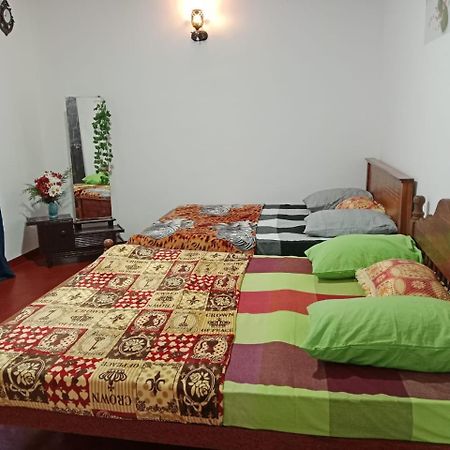 Aloka Home Stay Nuwara Eliya Esterno foto